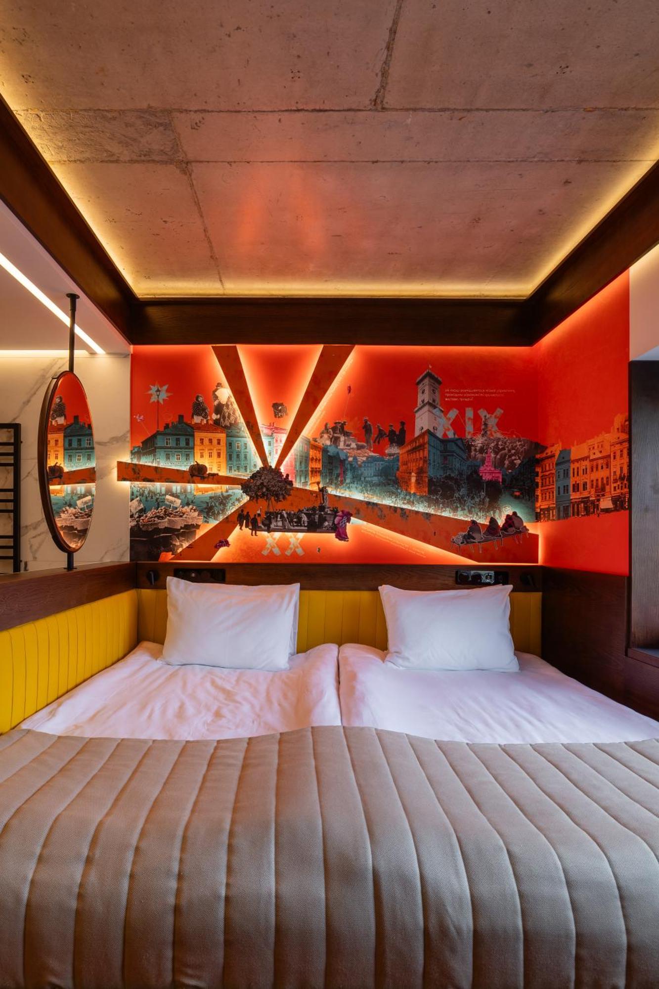 !Fest Hotel Rynok Square Lviv Exterior photo