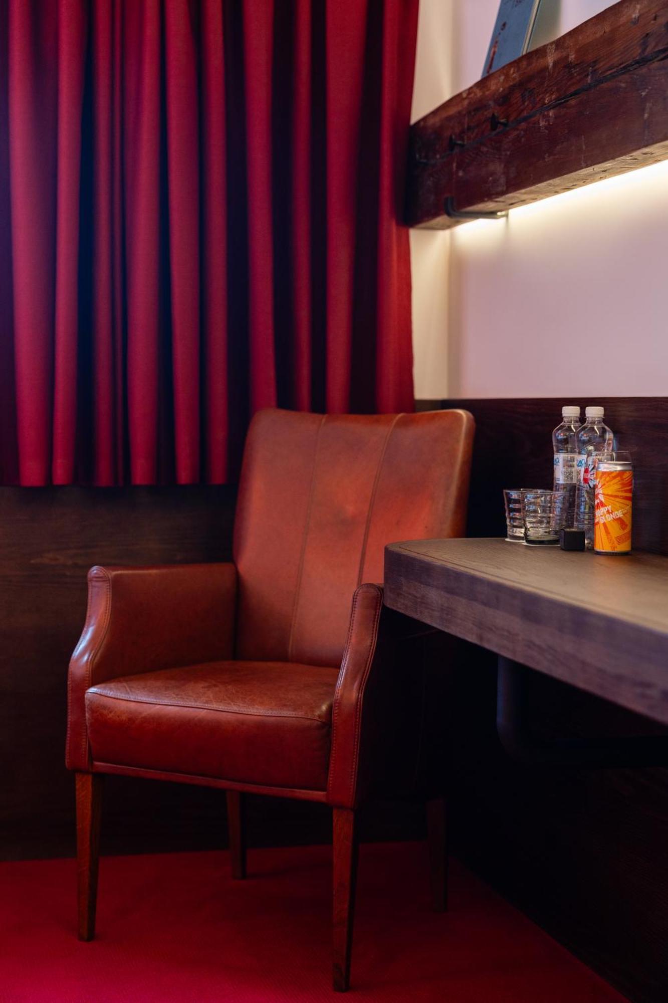 !Fest Hotel Rynok Square Lviv Exterior photo
