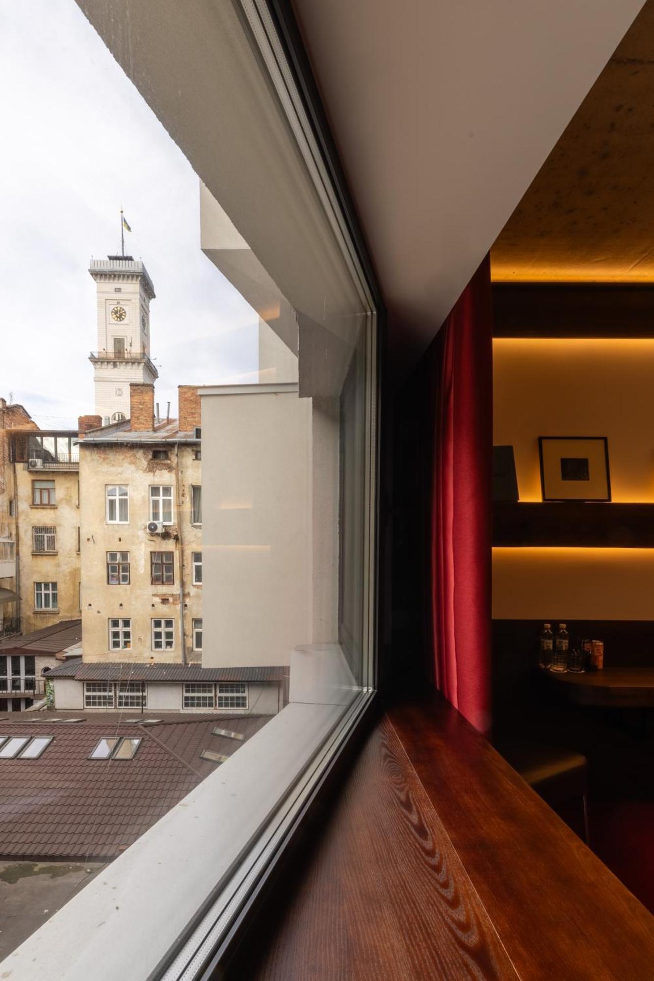 !Fest Hotel Rynok Square Lviv Exterior photo