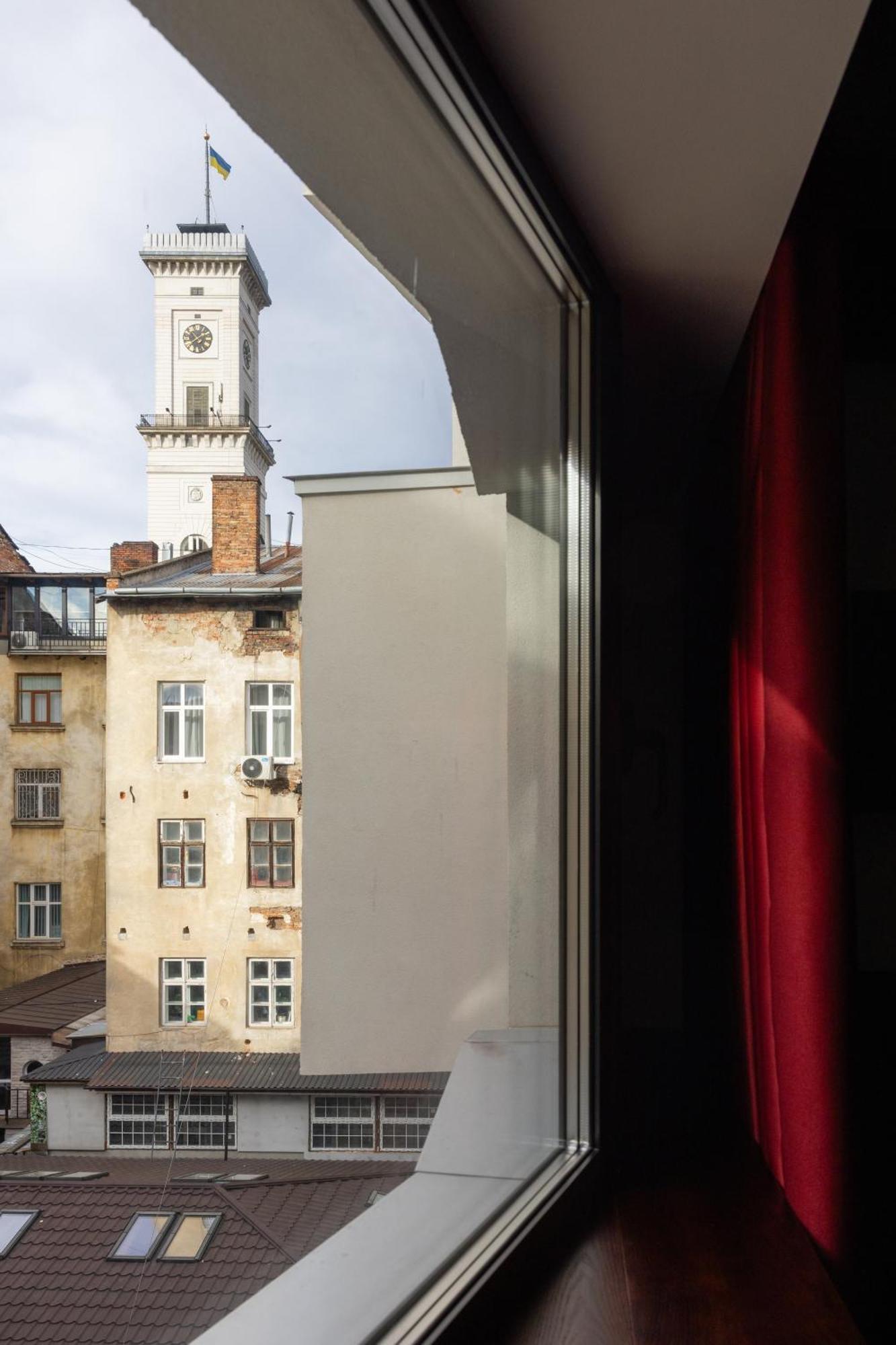!Fest Hotel Rynok Square Lviv Exterior photo