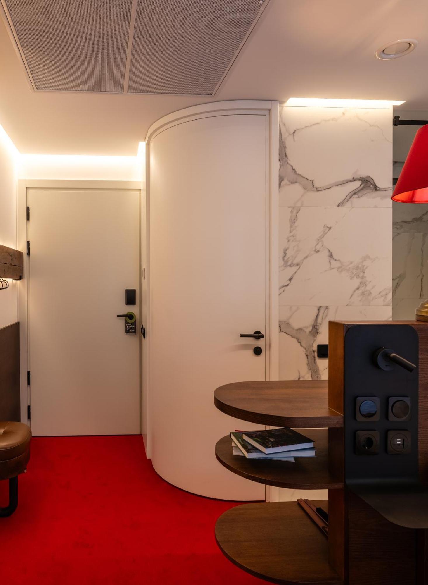 !Fest Hotel Rynok Square Lviv Exterior photo