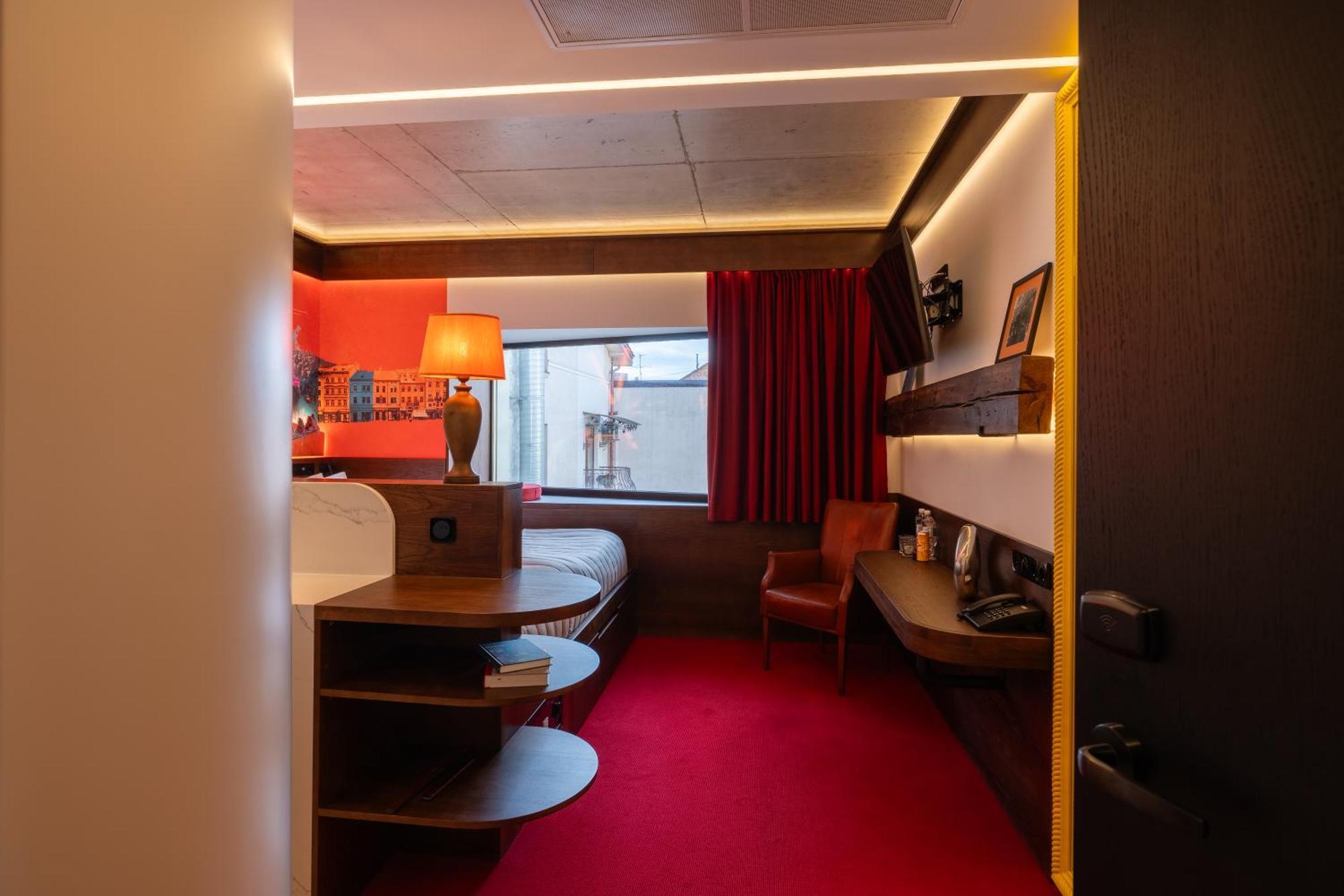 !Fest Hotel Rynok Square Lviv Exterior photo